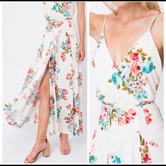 💝CUTE WHITE FLORAL MAXI DRESS - Picture 3 of 4